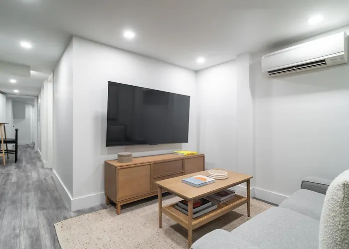 Lower East Side Gem 3Br Apartment Near Williamsburg Bridge